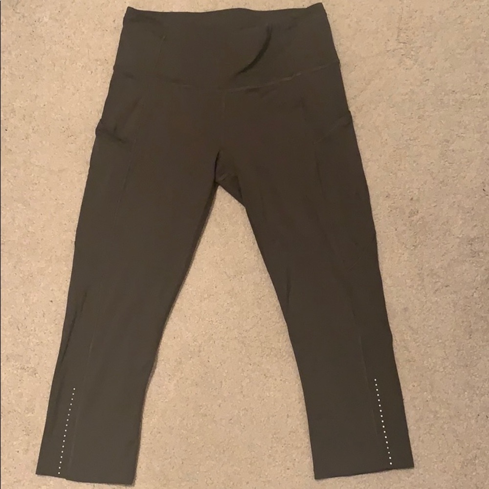 Lululemon fast and free crop NWOT